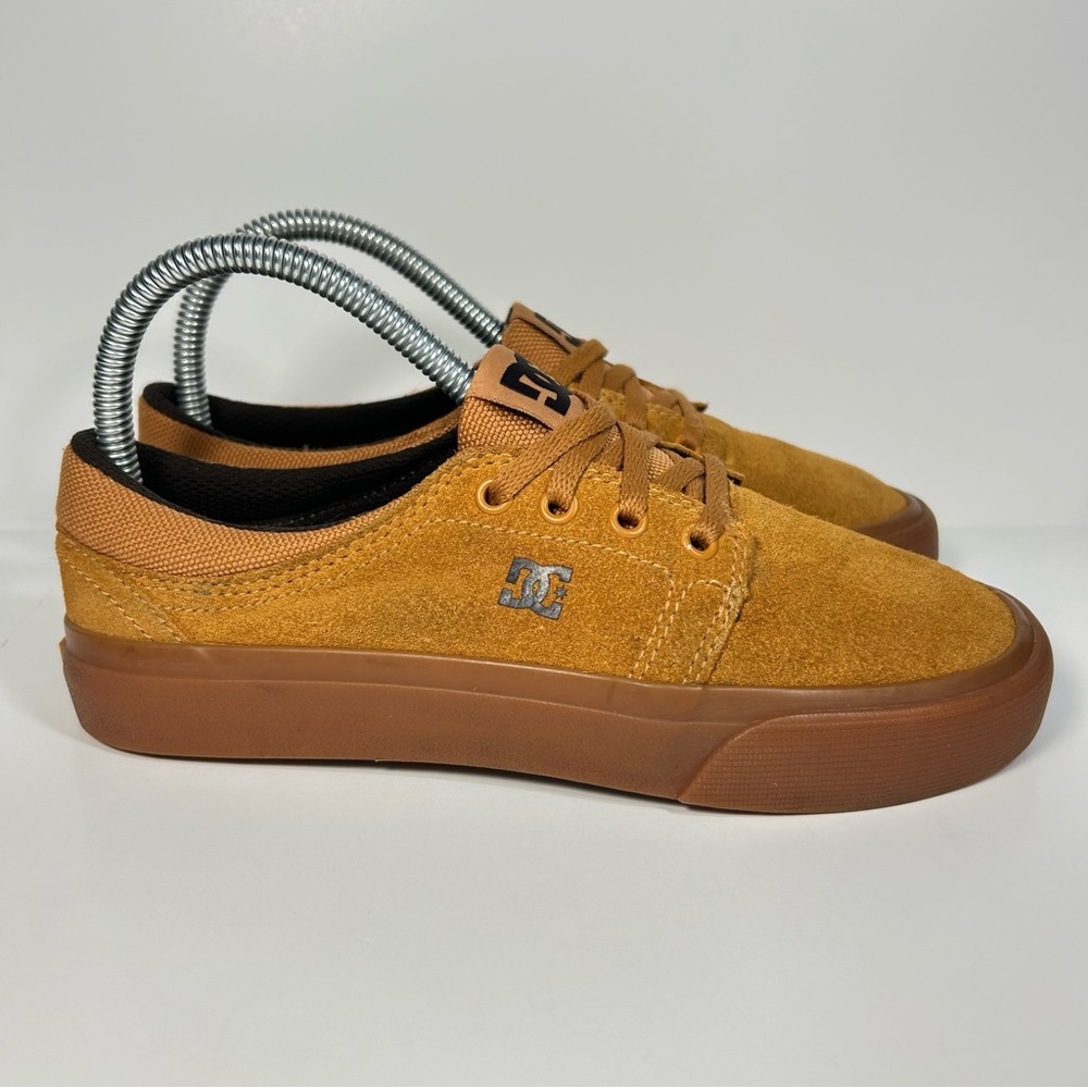 DC Trase SD Skate Shoes Suede/ Leather Mustard Yellow Skateboarding; Women’s S 6